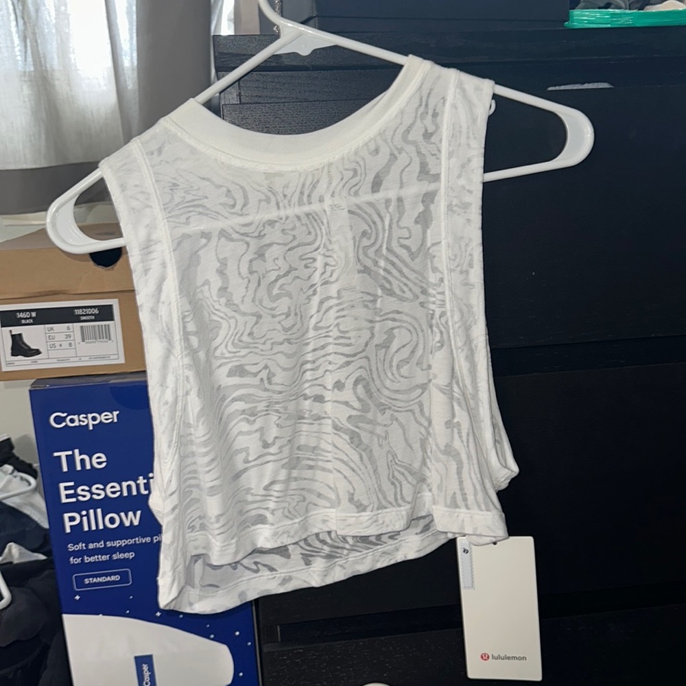 Brand new Lulu Lemon All Yours Crop Tank